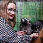 Guía sobre la profesión de cuidador de animales en zoológicos