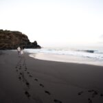 Impresionantes playas de arena negra que te sorprenderán